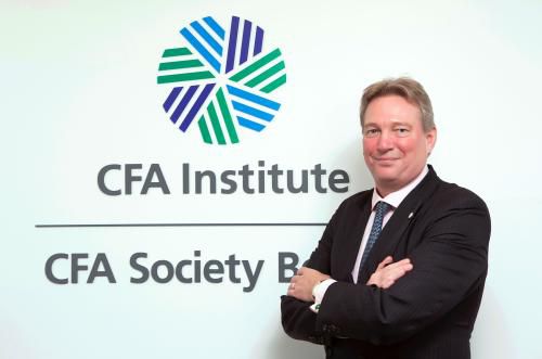 特许金融分析师CFA年薪如何CFA工资真的很高吗